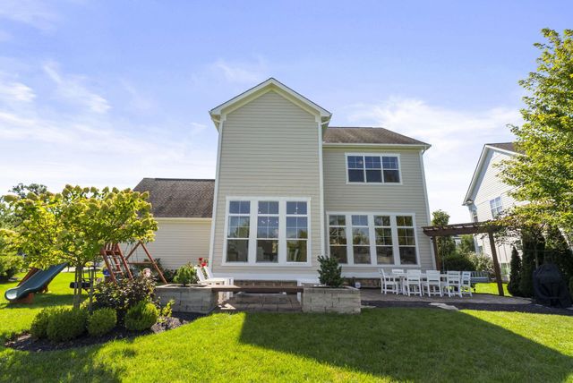 7438 Cottonwood Drive, Plain City, OH 43064