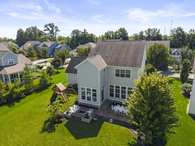 7438 Cottonwood Drive, Plain City, OH 43064