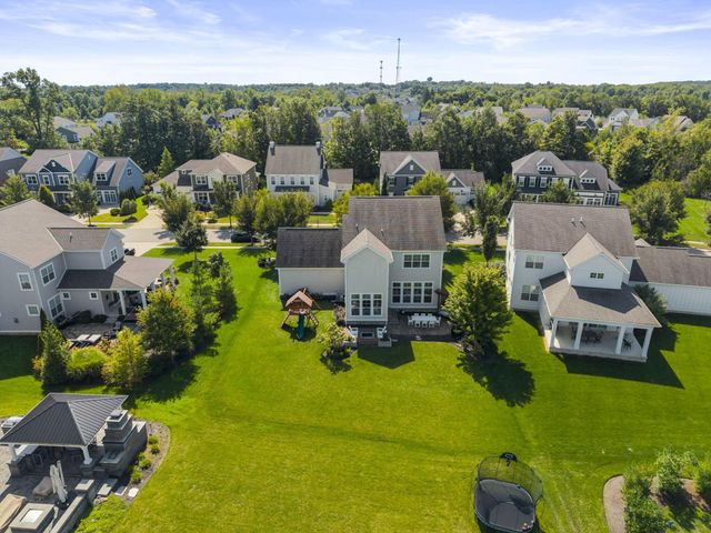 7438 Cottonwood Drive, Plain City, OH 43064