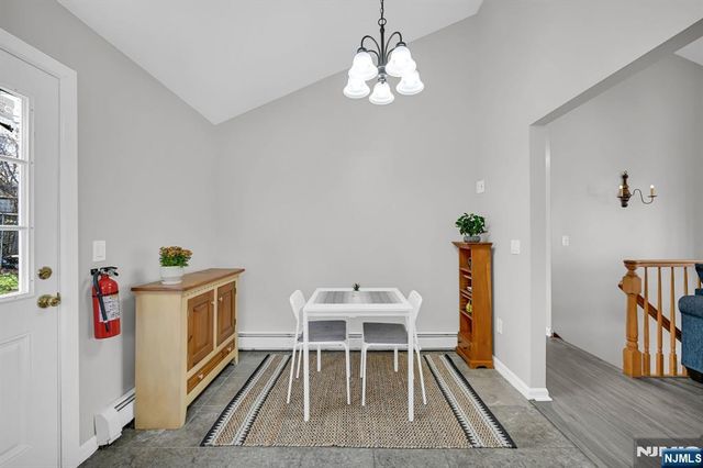 96 Papscoe Road, West Milford, NJ 07421