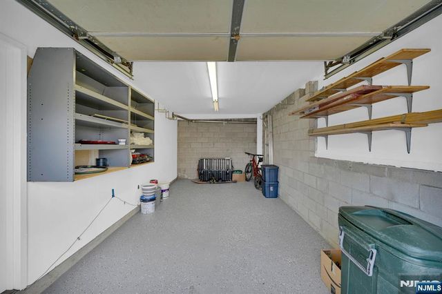 96 Papscoe Road, West Milford, NJ 07421