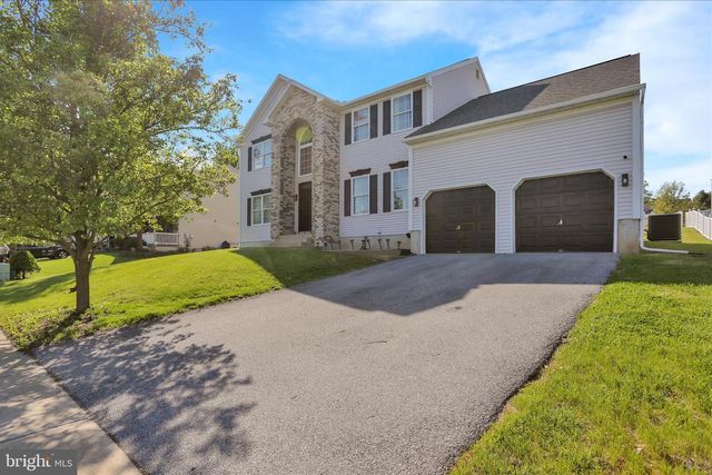 36 HAYDEN CIR, Reading, PA 19606