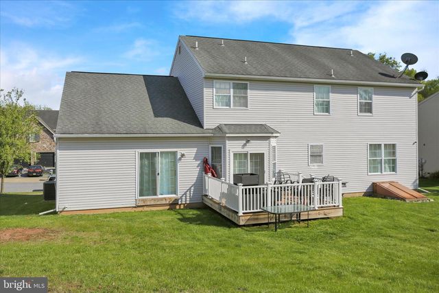 36 HAYDEN CIR, Reading, PA 19606