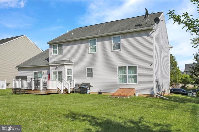 36 HAYDEN CIR, Reading, PA 19606
