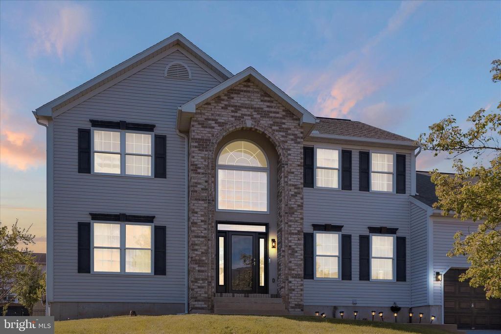 36 HAYDEN CIR, Reading, PA 19606