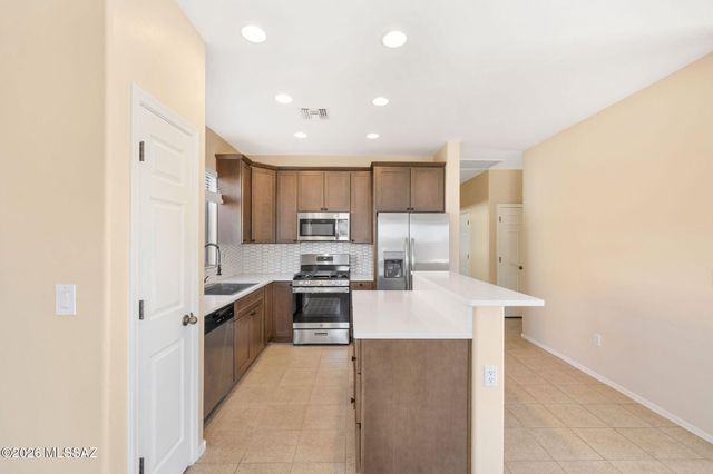 12076 W Makenna Lane, Marana, AZ 85653