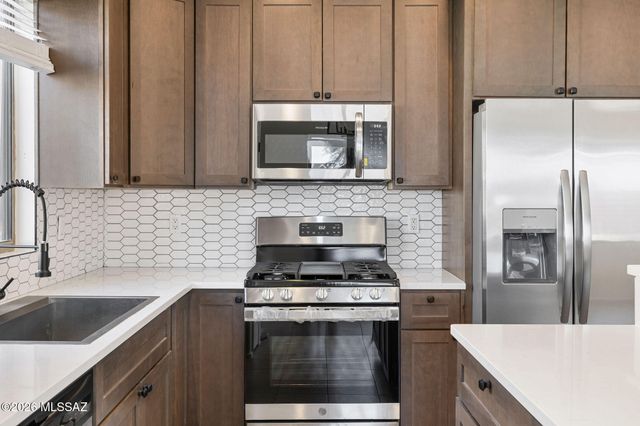 12076 W Makenna Lane, Marana, AZ 85653