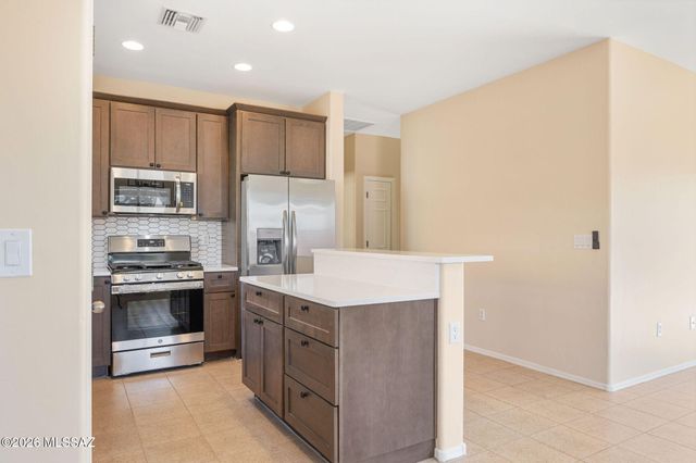 12076 W Makenna Lane, Marana, AZ 85653