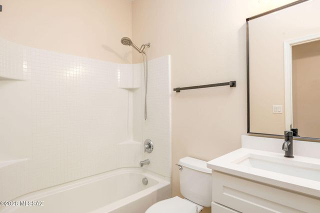 12076 W Makenna Lane, Marana, AZ 85653