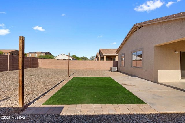 12076 W Makenna Lane, Marana, AZ 85653