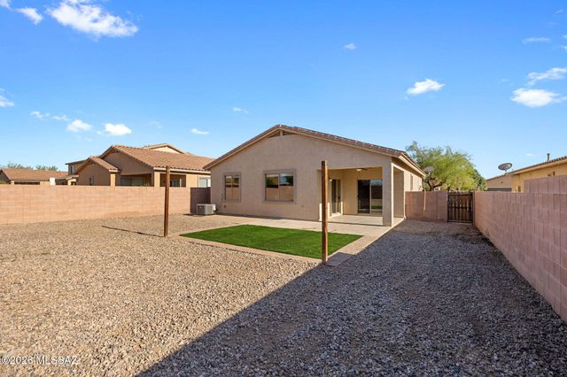 12076 W Makenna Lane, Marana, AZ 85653