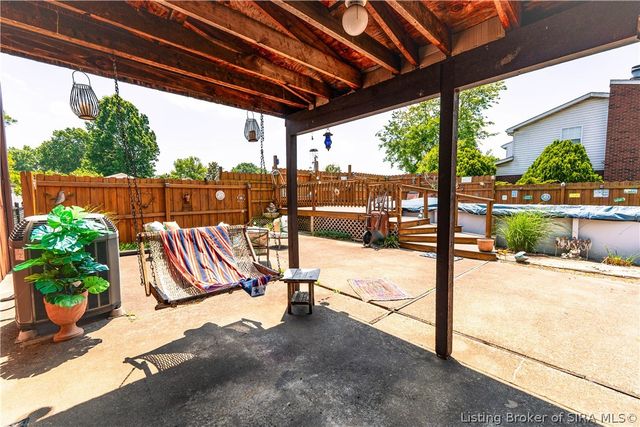 2329 Lombardy Drive, Clarksville, IN 47129