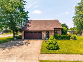 2329 Lombardy Drive, Clarksville, IN 47129