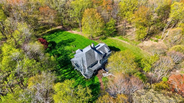 17 Skyview Lane, Mahopac, NY 10541