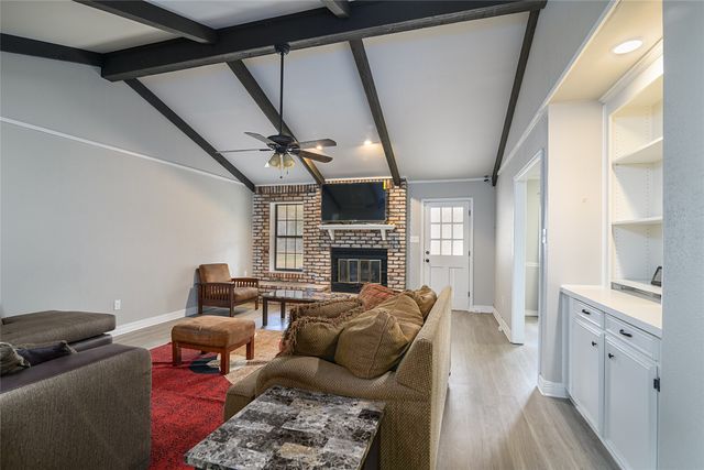 1055 Woodshire Circle, Shreveport, LA 71107