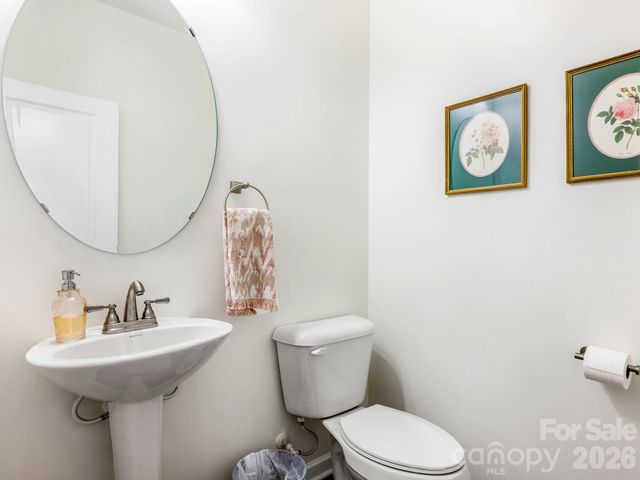 329 Crandon Road, Mount Holly, NC 28120