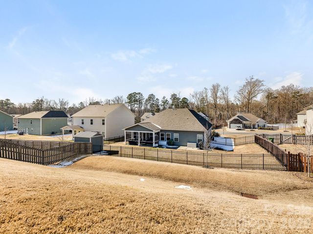 329 Crandon Road, Mount Holly, NC 28120