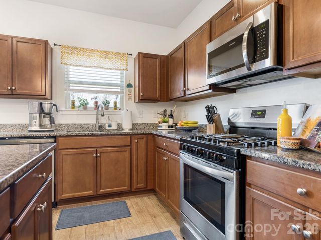 329 Crandon Road, Mount Holly, NC 28120