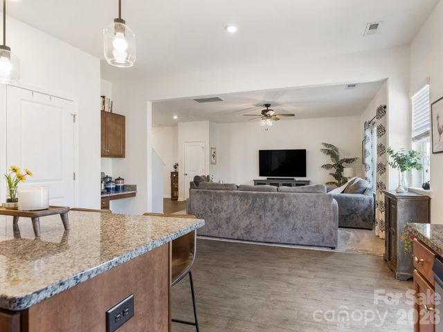 329 Crandon Road, Mount Holly, NC 28120