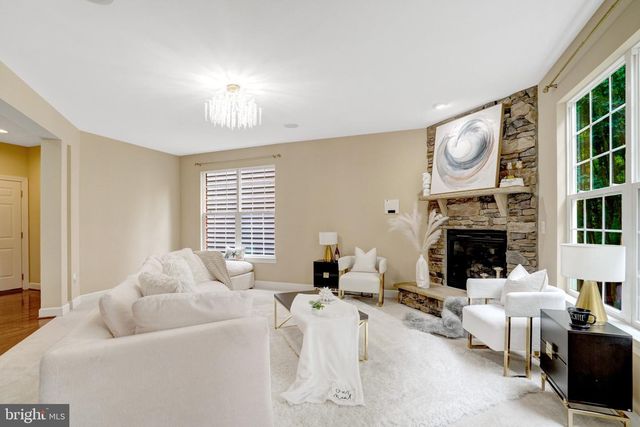 5815 FALLS GATE CT, Falls Church, VA 22041