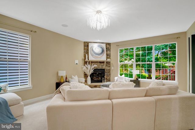 5815 FALLS GATE CT, Falls Church, VA 22041