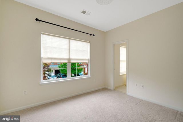 5815 FALLS GATE CT, Falls Church, VA 22041