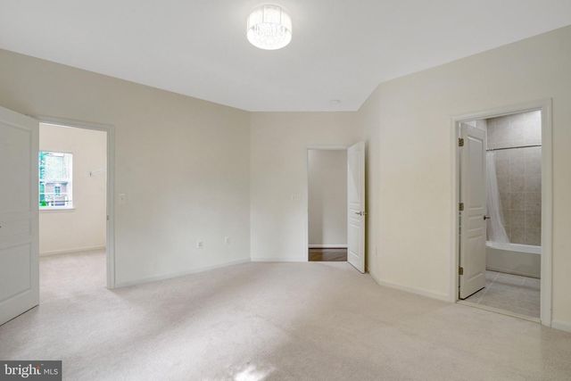 5815 FALLS GATE CT, Falls Church, VA 22041