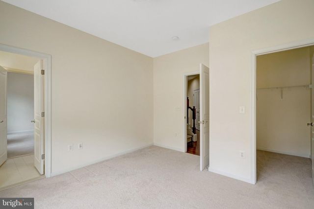 5815 FALLS GATE CT, Falls Church, VA 22041