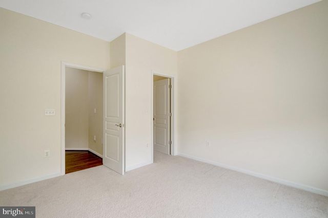 5815 FALLS GATE CT, Falls Church, VA 22041