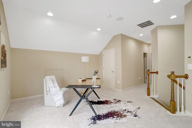 5815 FALLS GATE CT, Falls Church, VA 22041