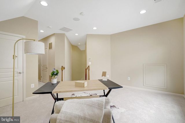 5815 FALLS GATE CT, Falls Church, VA 22041