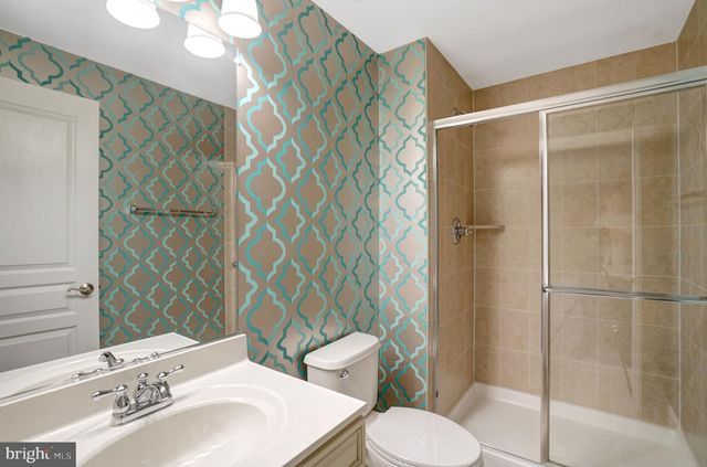 5815 FALLS GATE CT, Falls Church, VA 22041