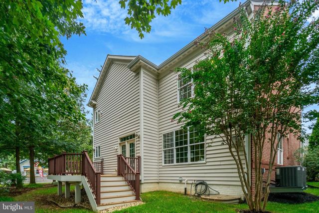5815 FALLS GATE CT, Falls Church, VA 22041