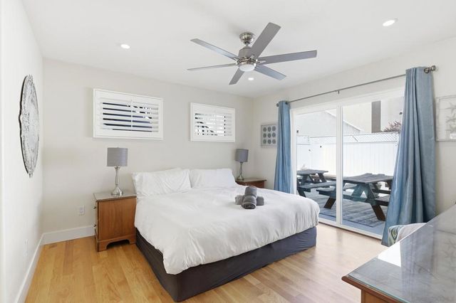 1544 Chalcedony Street, San Diego, CA 92109