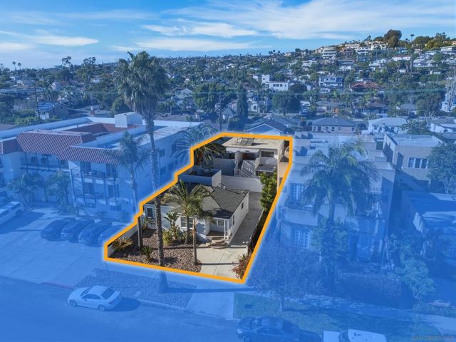 1544 Chalcedony Street, San Diego, CA 92109
