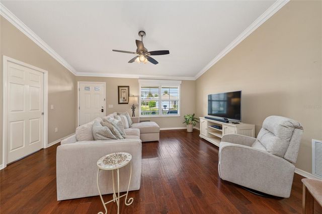 854 FENWICK LOOP, The Villages, FL 32163