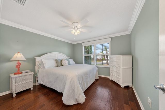 854 FENWICK LOOP, The Villages, FL 32163