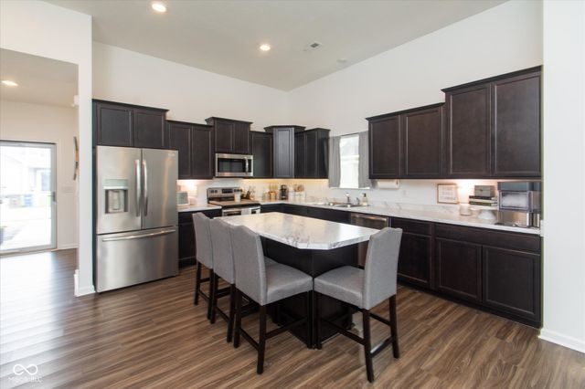 2019 Red Oak Court, Shelbyville, IN 46176