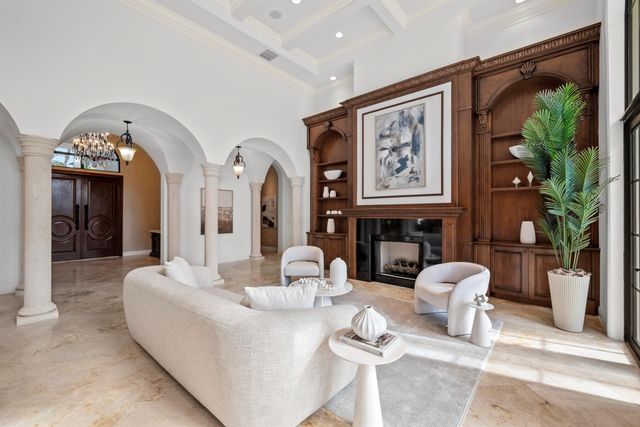 5752 Vintage Oaks Circle, Delray Beach, FL 33484