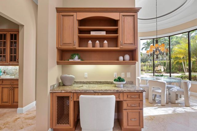 5752 Vintage Oaks Circle, Delray Beach, FL 33484