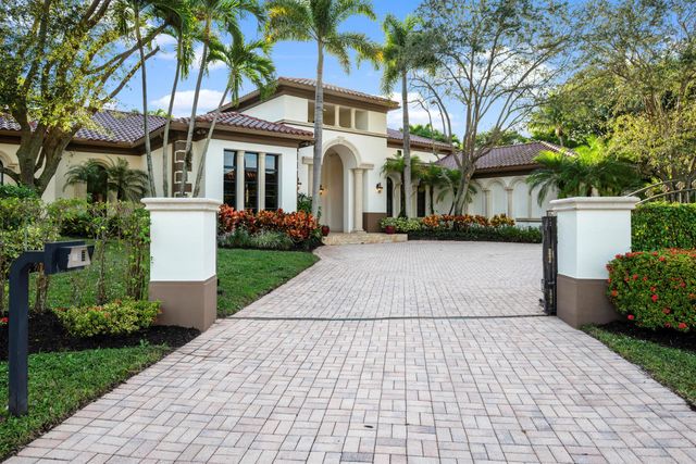 5752 Vintage Oaks Circle, Delray Beach, FL 33484