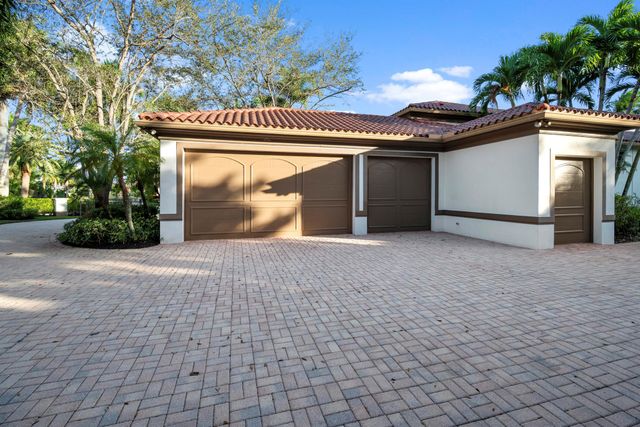 5752 Vintage Oaks Circle, Delray Beach, FL 33484