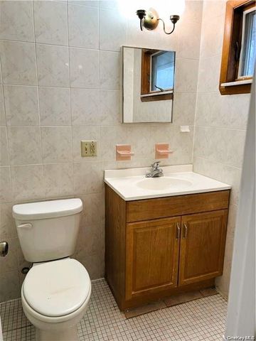 83 Lester Drive, Tappan, NY 10983