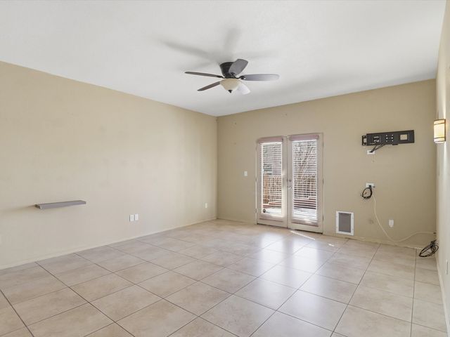 7618 Mesa Del Oro Lane, Santa Fe, NM 87507