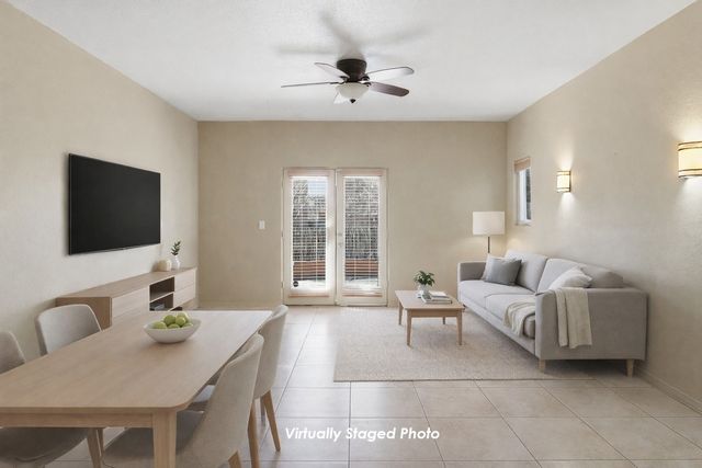 7618 Mesa Del Oro Lane, Santa Fe, NM 87507