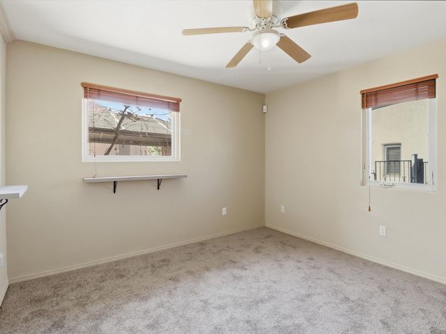 7618 Mesa Del Oro Lane, Santa Fe, NM 87507