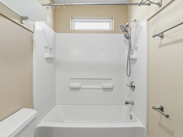 7618 Mesa Del Oro Lane, Santa Fe, NM 87507