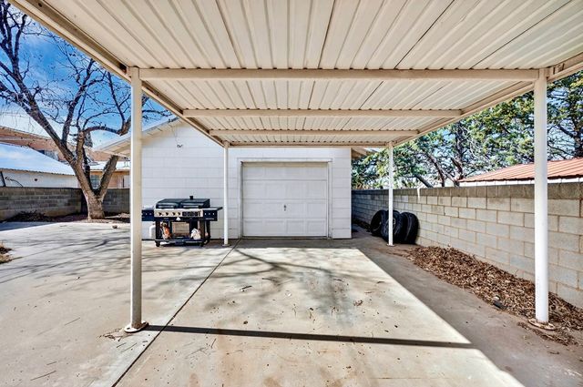 2006 Runnels St, Big Spring, TX 79720