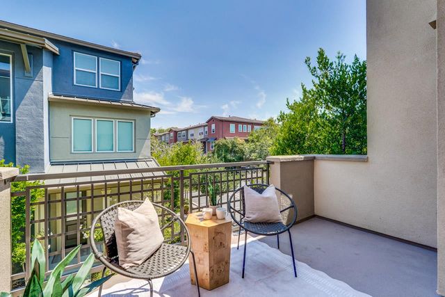 576 San Posadas Terrace, Sunnyvale, CA 94085