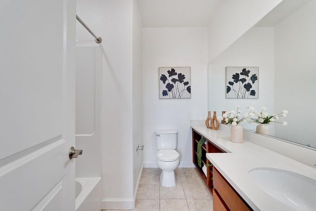 576 San Posadas Terrace, Sunnyvale, CA 94085
